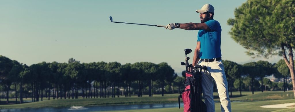 Advantages Of Left-Handed Golfers Playing Right Handed